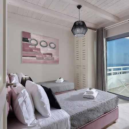 Greece By Myseasight * הרסוניסוס