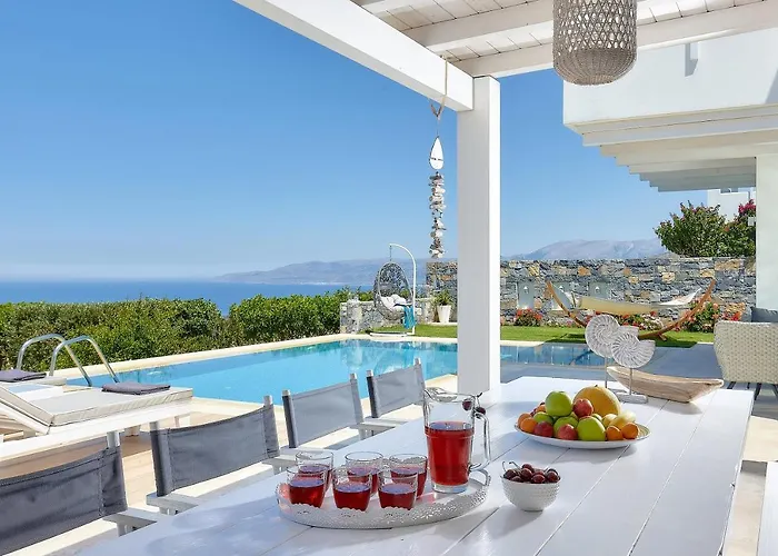 Greece By Myseasight * Herszonisszosz